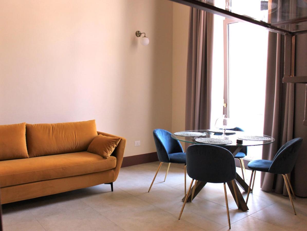 Palazzo Sul Corso-Charming Appartaments Bríndisi Exterior foto