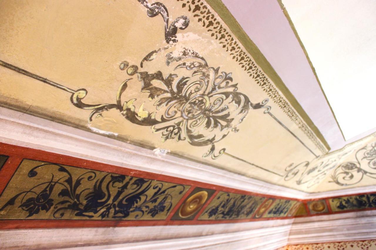 Palazzo Sul Corso-Charming Appartaments Bríndisi Exterior foto